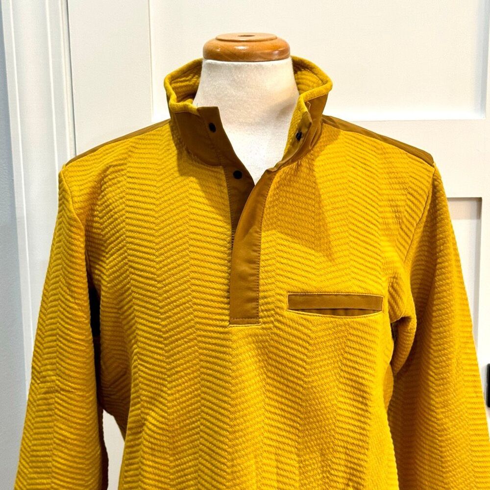 Helly Hansen Yellow Pullover - Picture 2 of 9